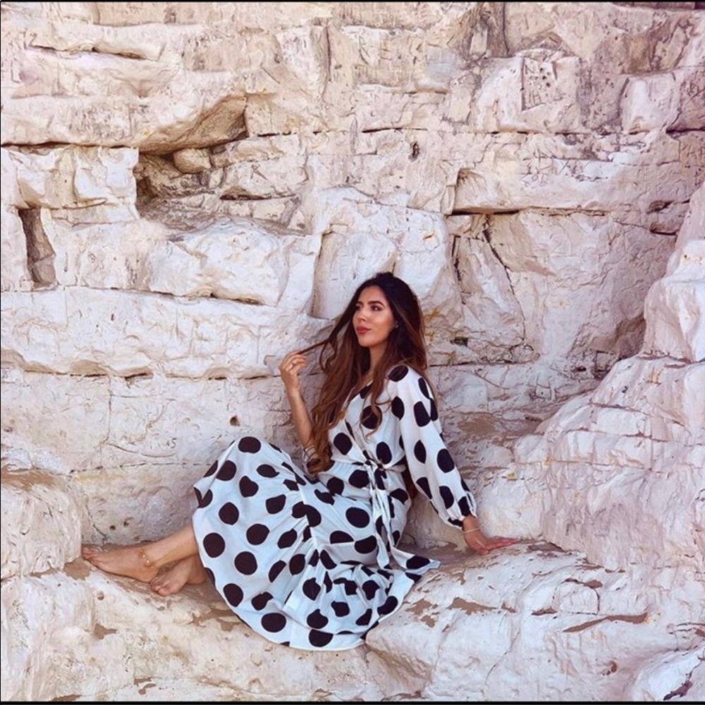 H&M polka dot faux wrap dress - Picture 4 of 4